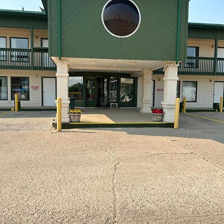 Goodknight Inn Lloydminster Exterior foto